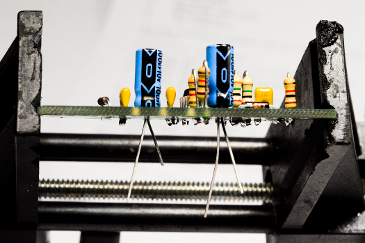 100uF capacitors